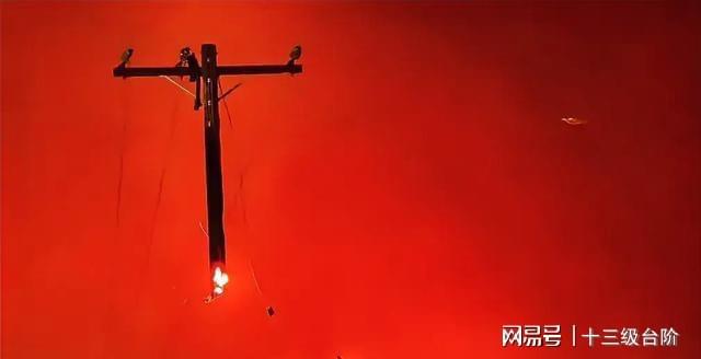 分烧出了资本主义的“优越性”AG真人娱乐美国这场大火充(图1)