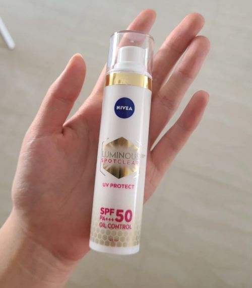 揭秘国产排行榜前十优秀的高口碑防晒AG真人平台app国货防晒霜第一名(图9) 揭秘国产排行榜前十优秀的高口碑防晒AG真人平台app国货防晒霜第一名(图9)